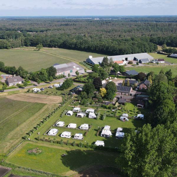 Camping Den Tiel sluit een zonnig en geslaagd kampeerseizoen af